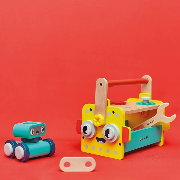 Janod BricoKids Outils en bois et kit de construction dans une boîte portable Robot 30 pcs