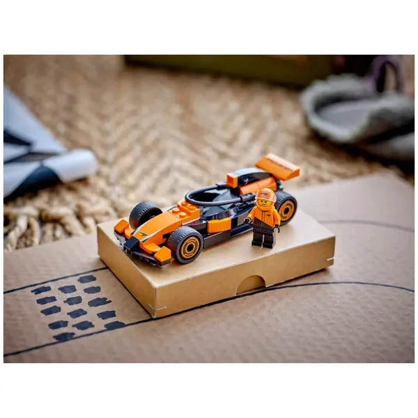 Lego - City - F1 Driver with McLaren Race Car - Construction Set Toys