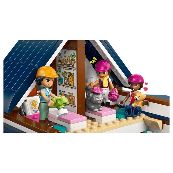 LEGO - Friends - Horse Stable and Riding Academy - Construction Set Toys - 42688