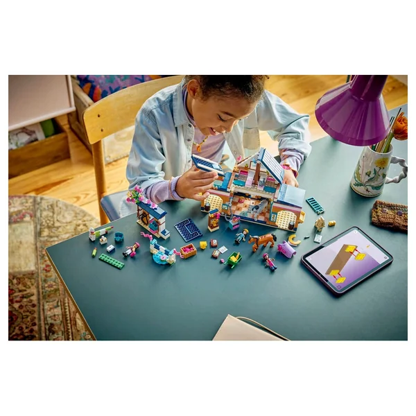 LEGO - Friends - Horse Stable and Riding Academy - Construction Set Toys - 42688