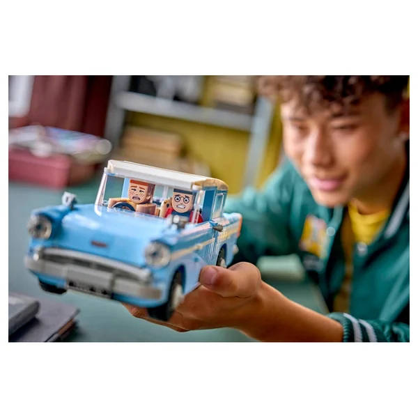 LEGO - Harry Potter - Enchanted Flying Ford Anglia - Construction Set Toys - 76470