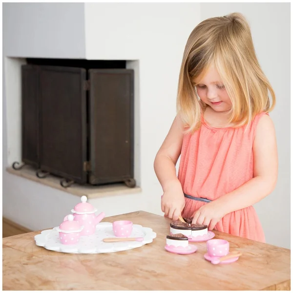 New Classic Toys - Tea Set With Cutting Cake - Pink - Pretend Professions & Role Playing