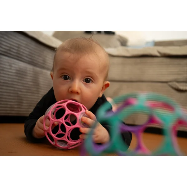 OBALL Jouet Oball™ Classic 10 cm mélange de couleurs 0m+AQUAINT Eau de nettoyage 100% écologique 50