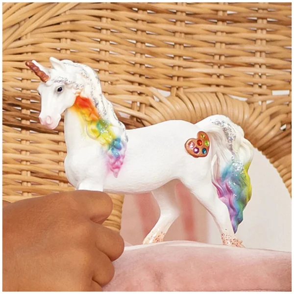 Schleich - Bayala - Rainbow Love Unicorn Mare - Action & Toy Figures - 70726