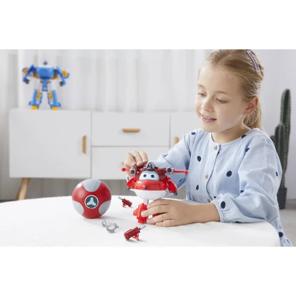SUPER WINGS - 1 FIGURINE TRANSFORMING SAISON 6 + 1 SUPER BALLE