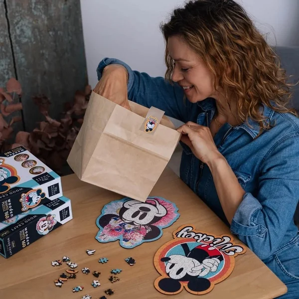 Trefl Puzzle en bois 160 pièces - Retro Mickey Mouse / Disney Mickey Mouse and Friends